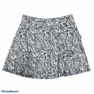 Eddie Bauer Black and White Leaf Print Skirt